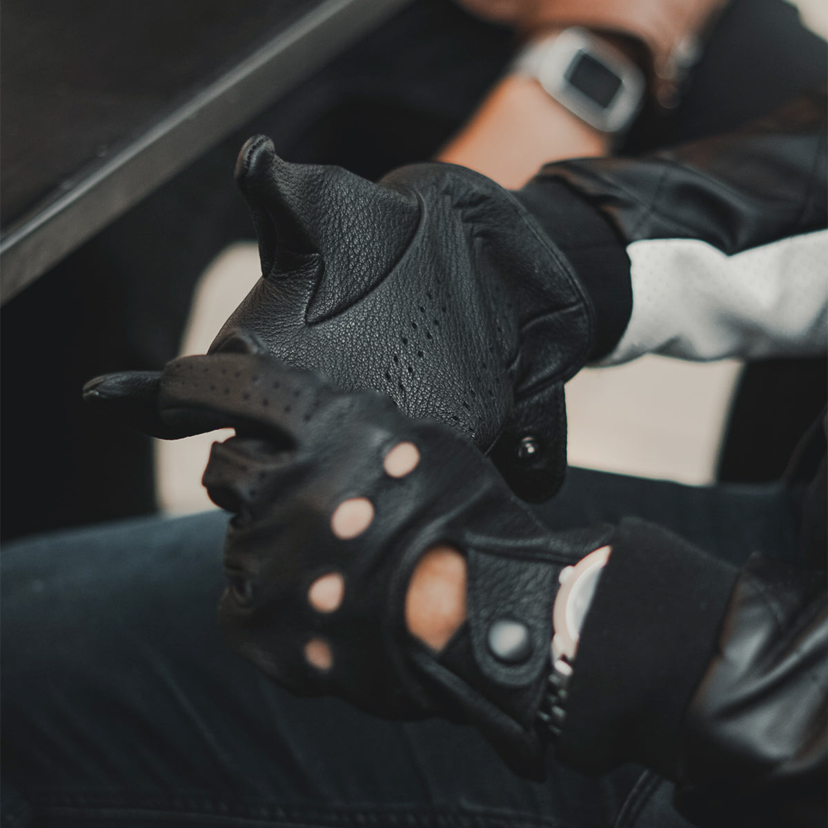 Sable Black - Maverick Mittens